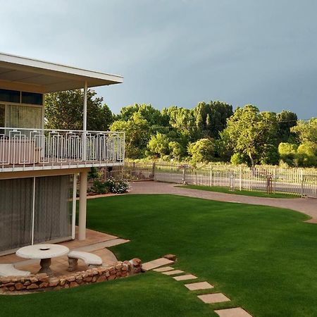 Goedgedacht Guestrooms Potchefstroom Bagian luar foto